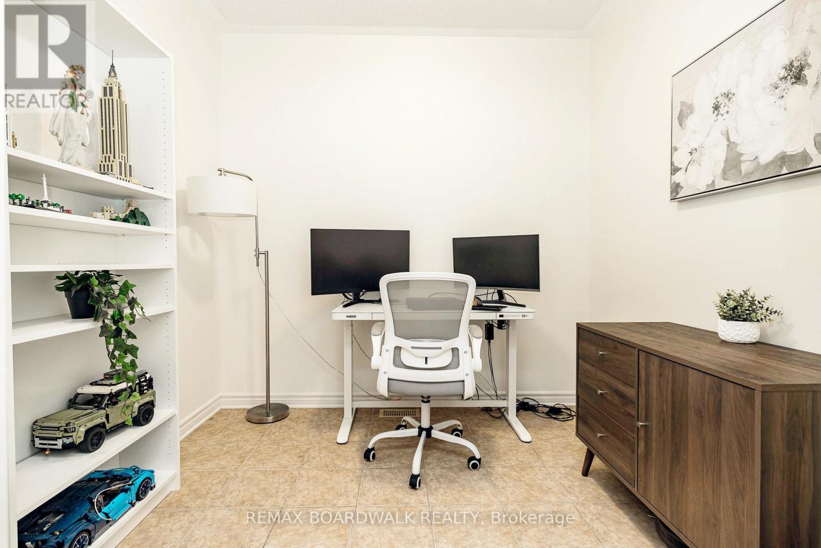 29 Madelon Drive, Ottawa, Ontario  K2J 5C7 - Photo 7 - X12870718