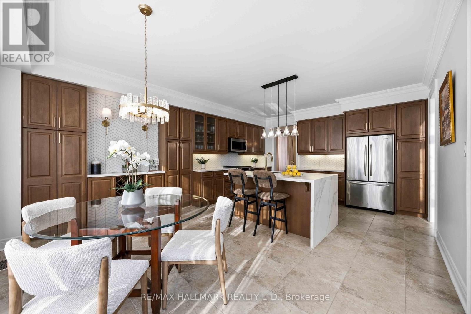 40 Sweet Anna Court, Vaughan (Patterson), Ontario  L6A 4E3 - Photo 14 - N12838952