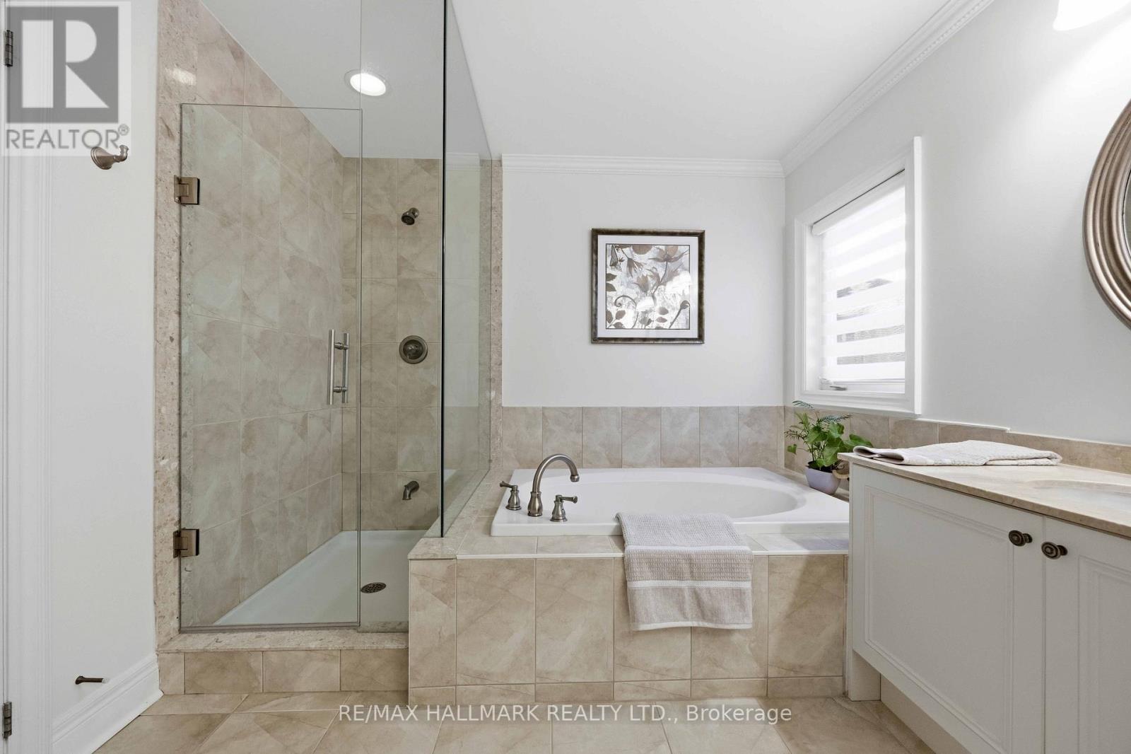 40 Sweet Anna Court, Vaughan (Patterson), Ontario  L6A 4E3 - Photo 29 - N12838952