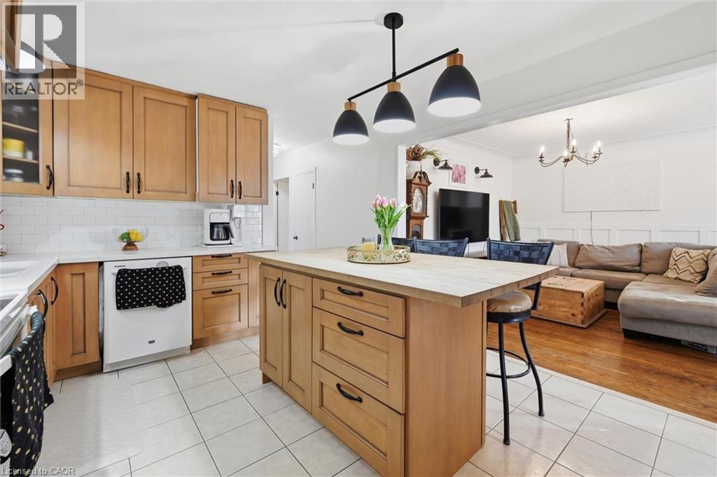 155 Ridge Street, Hamilton, Ontario  L9A 2X4 - Photo 12 - 40811446