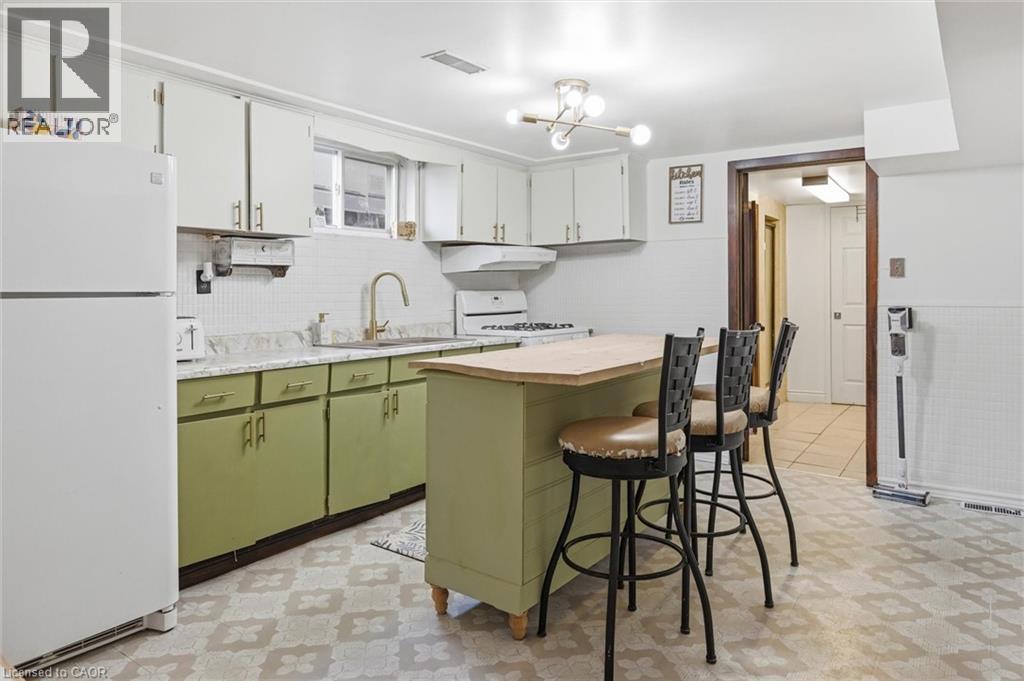 155 Ridge Street, Hamilton, Ontario  L9A 2X4 - Photo 23 - 40811446