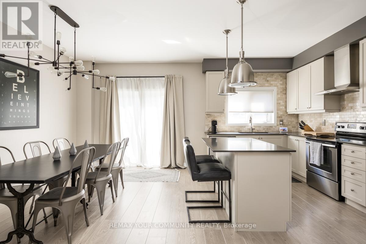 49 Matthewson Avenue, Bradford West Gwillimbury (Bradford), Ontario  L3Z 0P3 - Photo 11 - N12853208