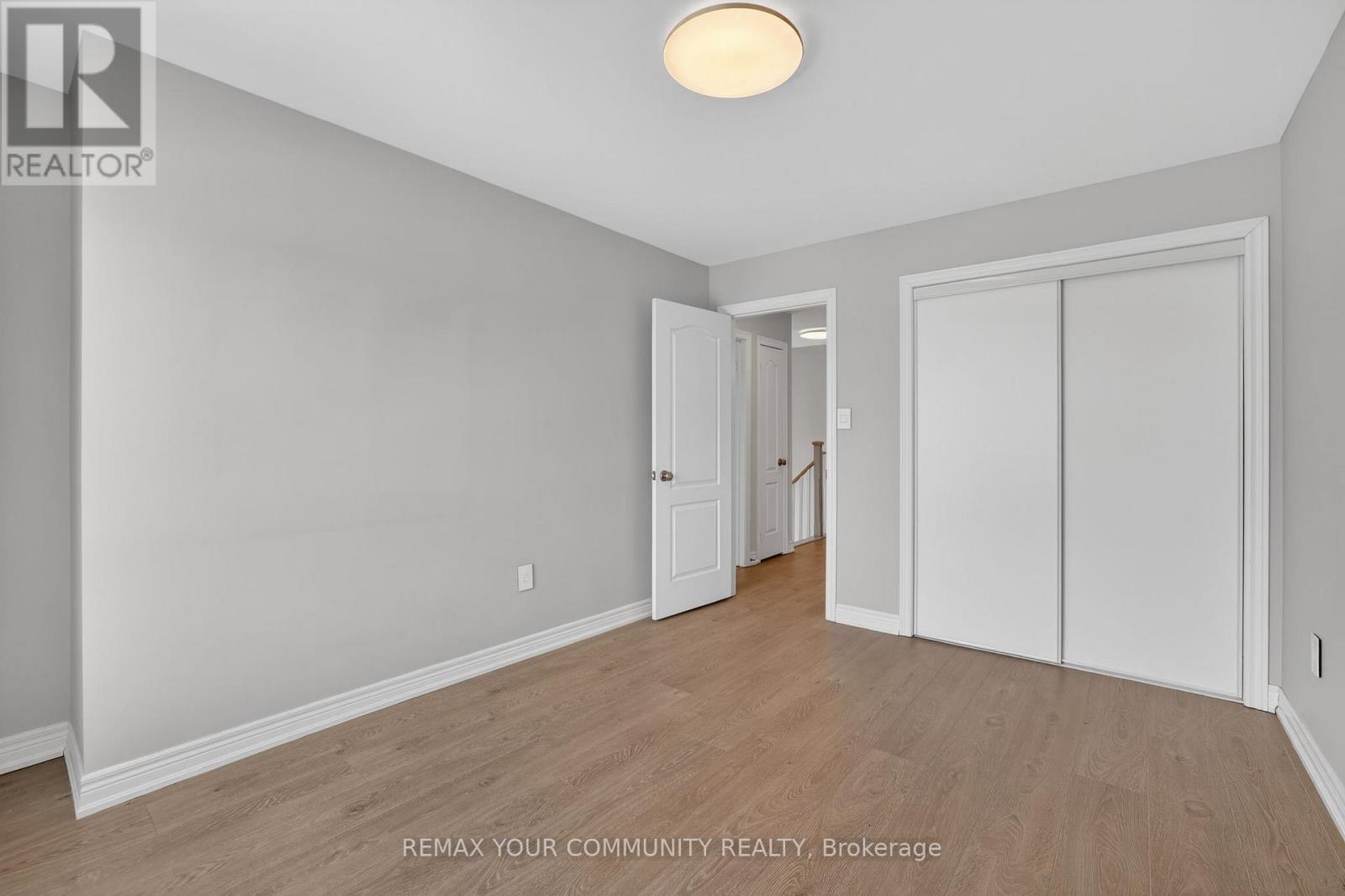 49 Matthewson Avenue, Bradford West Gwillimbury (Bradford), Ontario  L3Z 0P3 - Photo 25 - N12853208