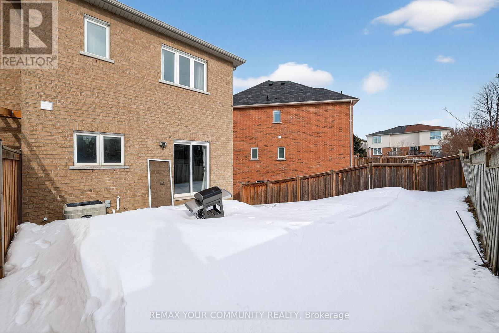 49 Matthewson Avenue, Bradford West Gwillimbury (Bradford), Ontario  L3Z 0P3 - Photo 35 - N12853208