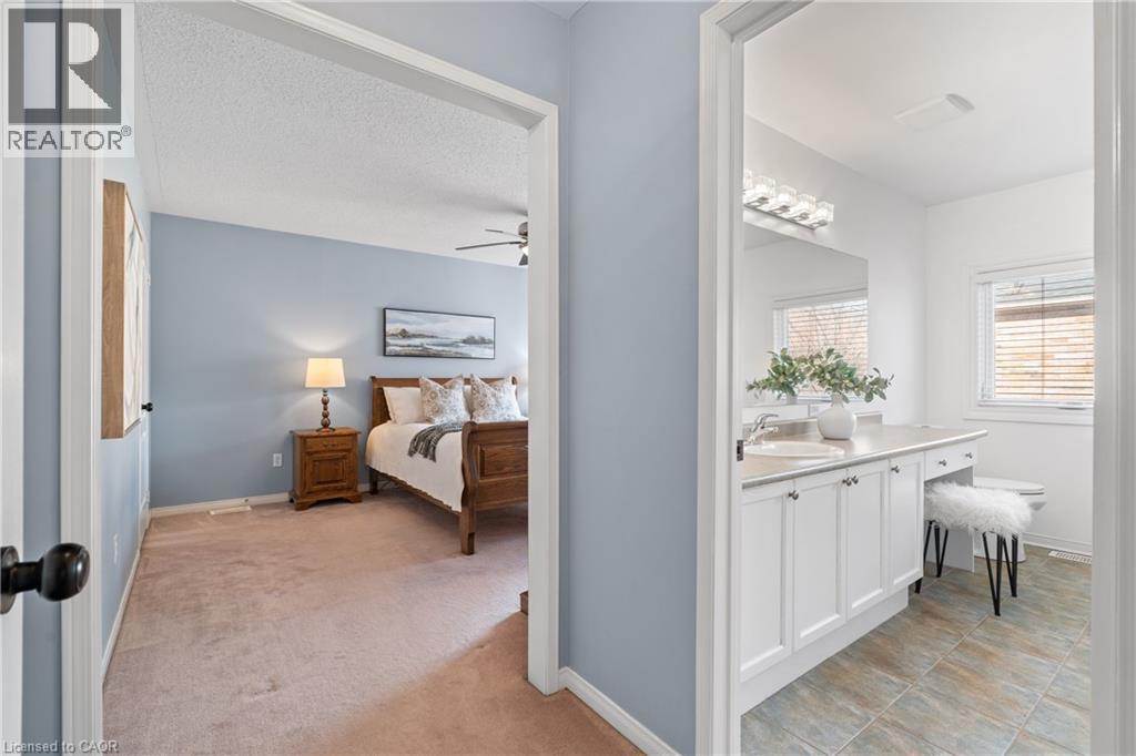 5417 Blue Spruce Avenue, Burlington, Ontario  L7L 7C5 - Photo 20 - 40810491