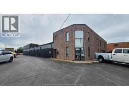 2045 ASTOR CRESCENT, Tecumseh, Ontario