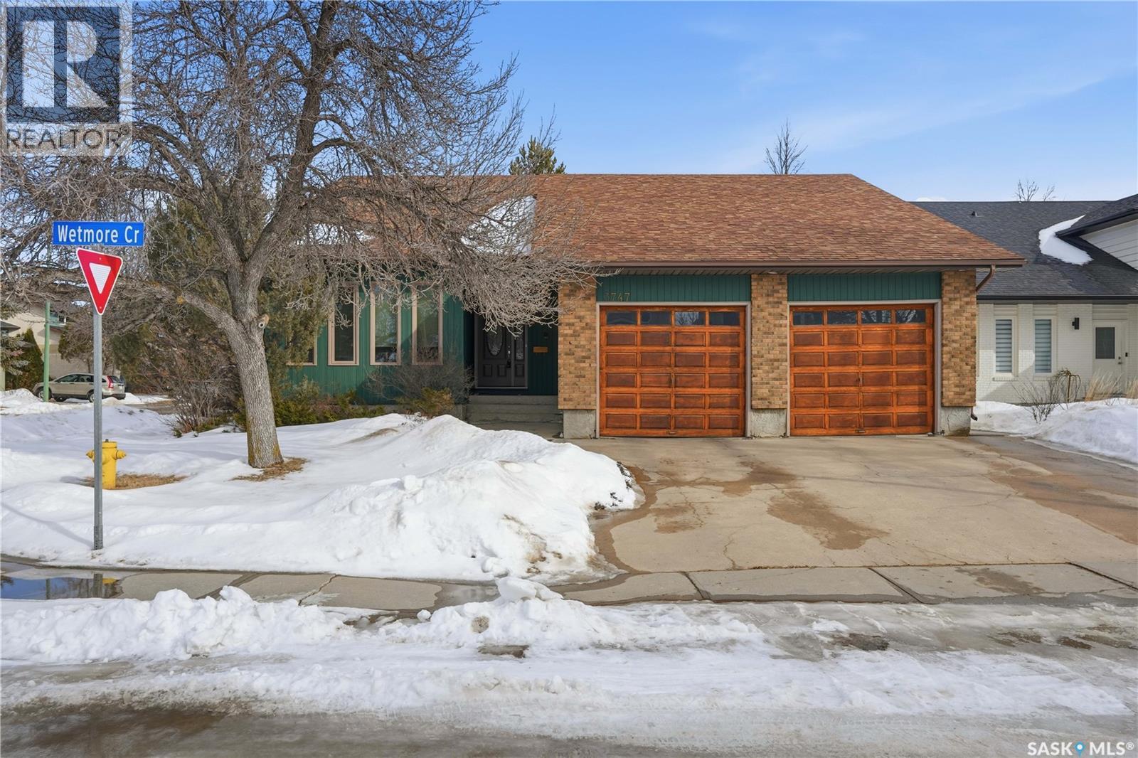 3747 WETMORE CRESCENT, regina, Saskatchewan
