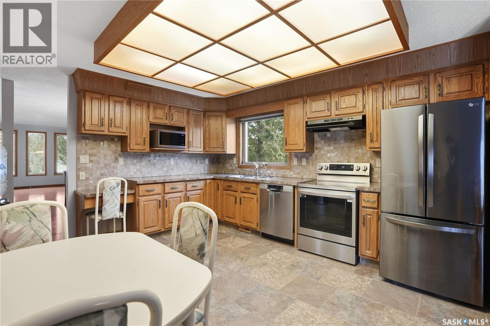 3747 Wetmore Crescent, Regina, Saskatchewan  S4V 2B7 - Photo 13 - SK030241