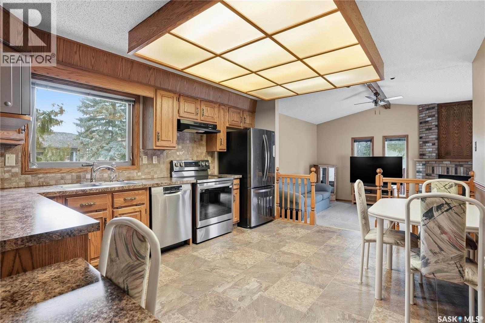 3747 Wetmore Crescent, Regina, Saskatchewan  S4V 2B7 - Photo 11 - SK030241