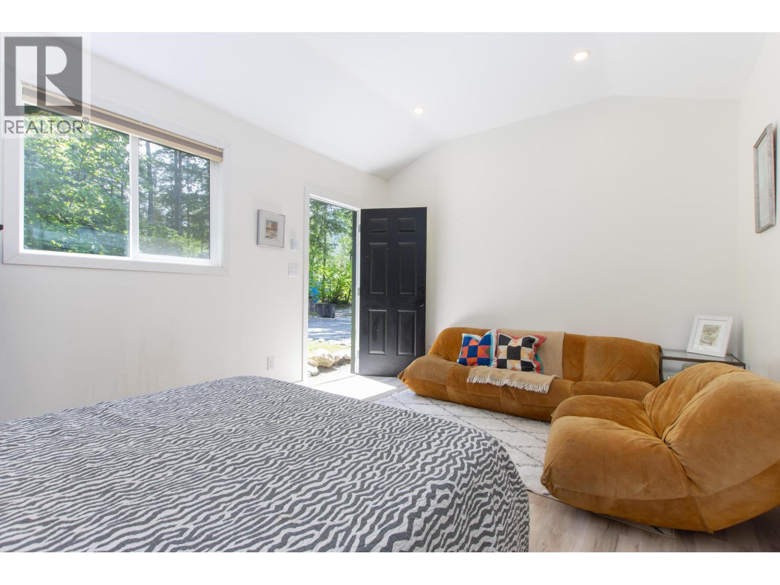 2000 Midnight Way, Squamish, British Columbia  V0N 1H0 - Photo 26 - R3099132