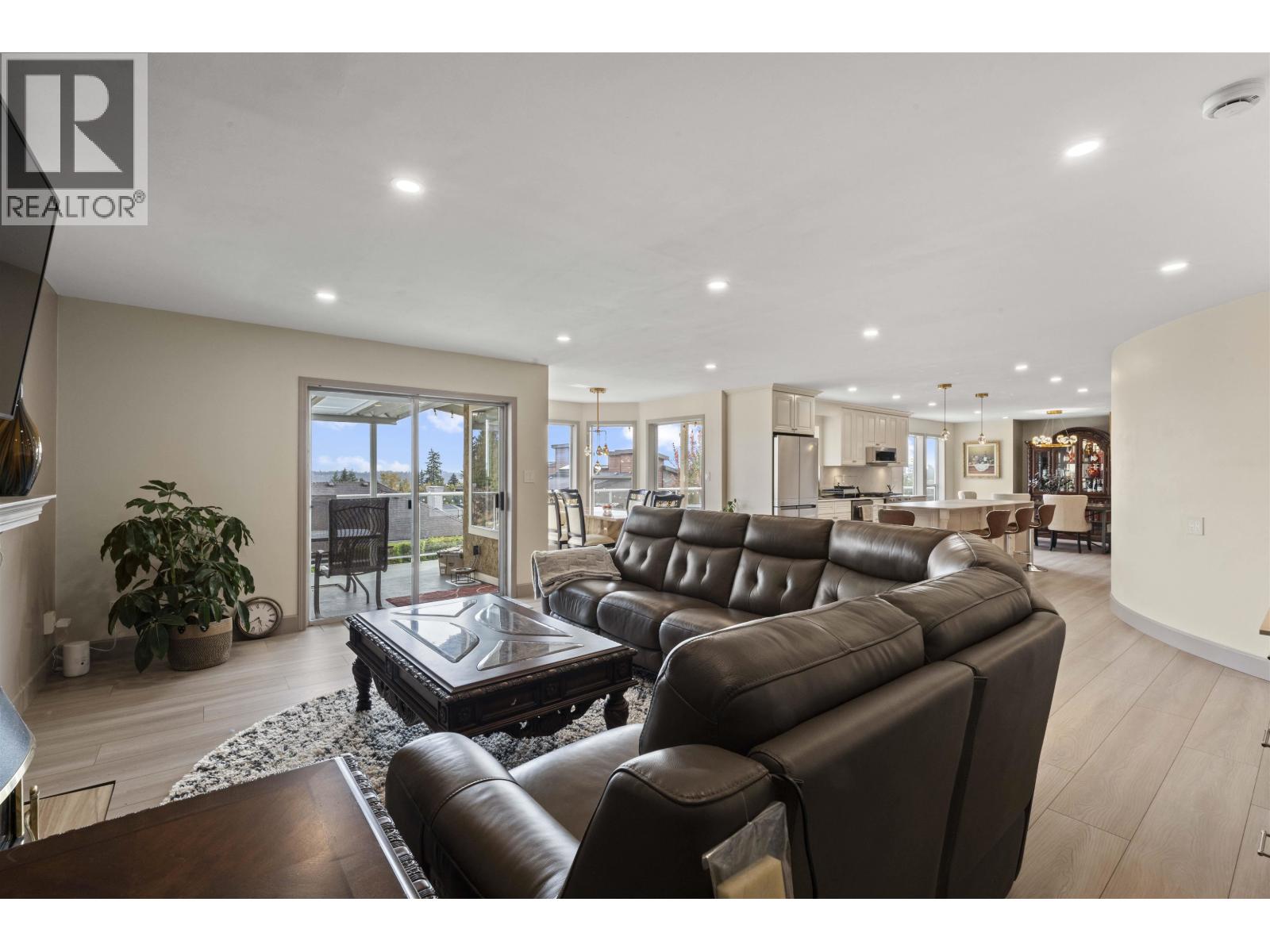 2268 Leclair Drive, Coquitlam, British Columbia  V3K 6P6 - Photo 19 - R3099129