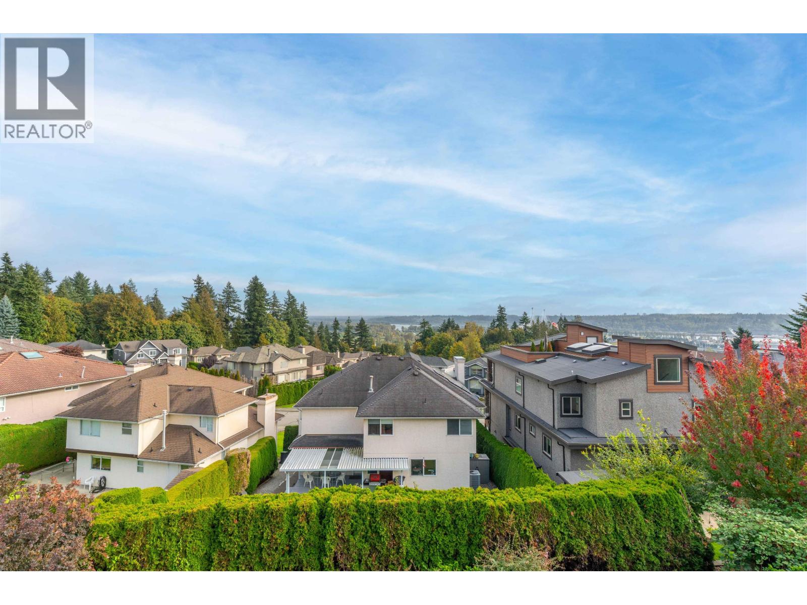 2268 Leclair Drive, Coquitlam, British Columbia  V3K 6P6 - Photo 2 - R3099129