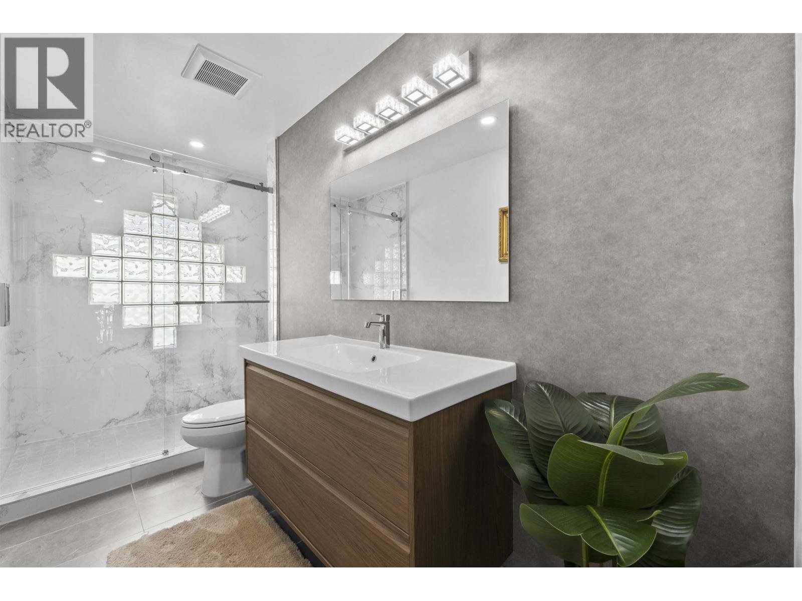 2268 Leclair Drive, Coquitlam, British Columbia  V3K 6P6 - Photo 21 - R3099129