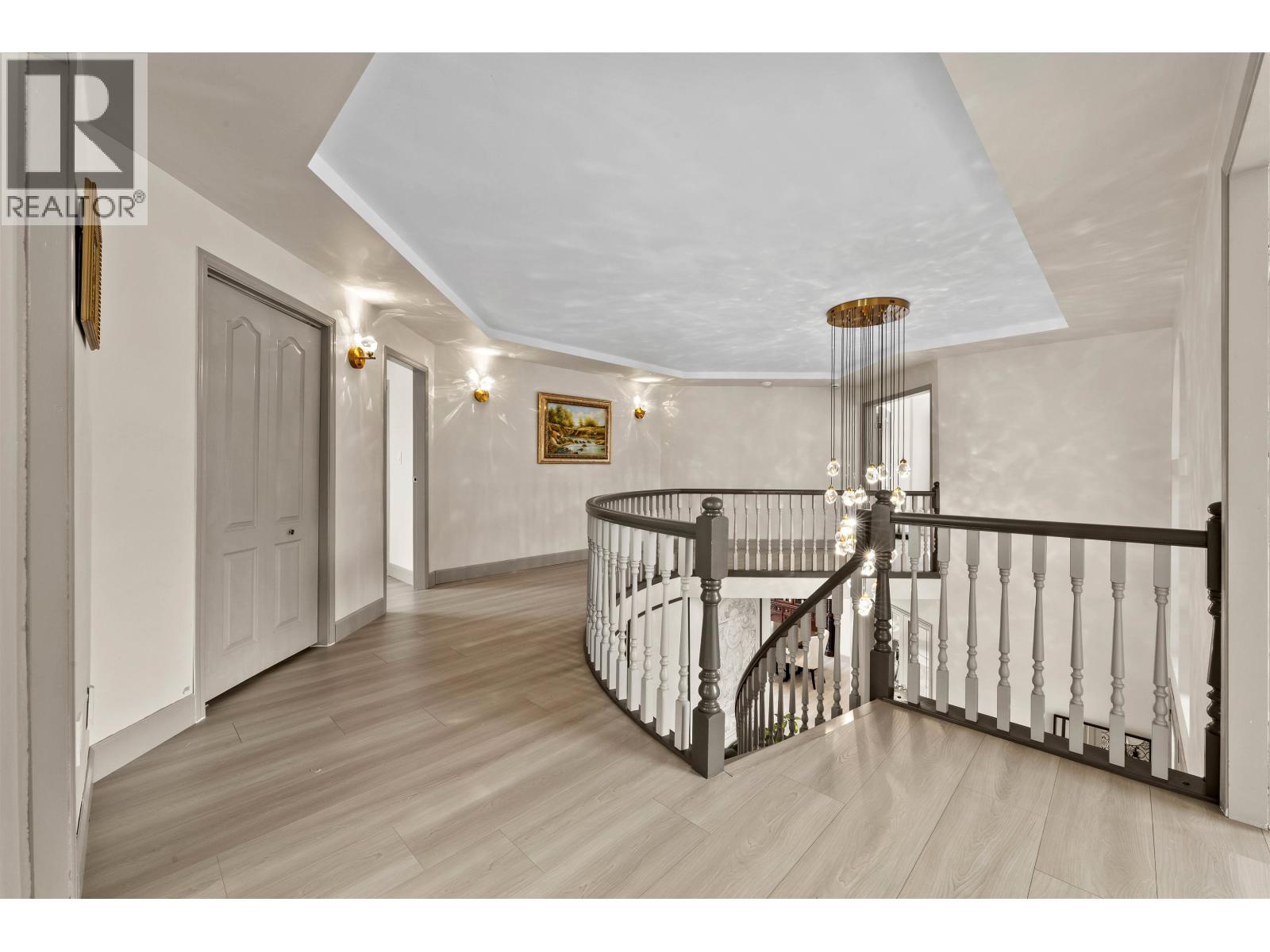 2268 Leclair Drive, Coquitlam, British Columbia  V3K 6P6 - Photo 39 - R3099129