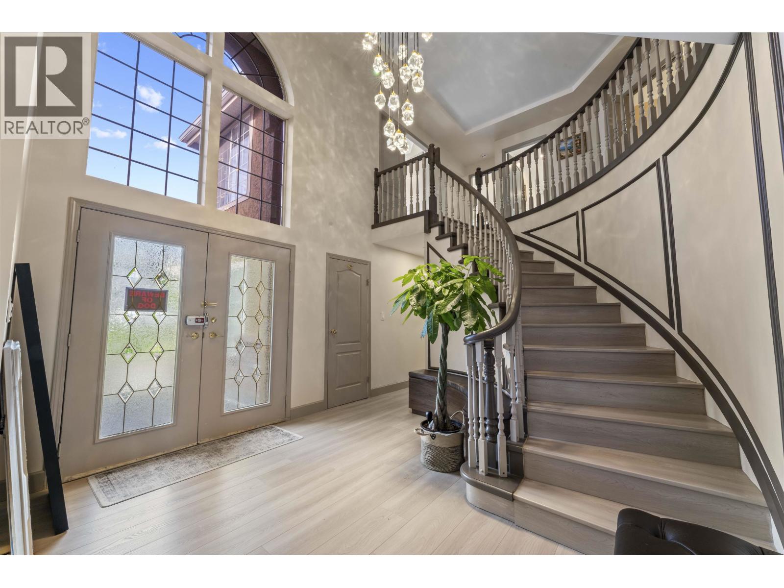 2268 Leclair Drive, Coquitlam, British Columbia  V3K 6P6 - Photo 8 - R3099129