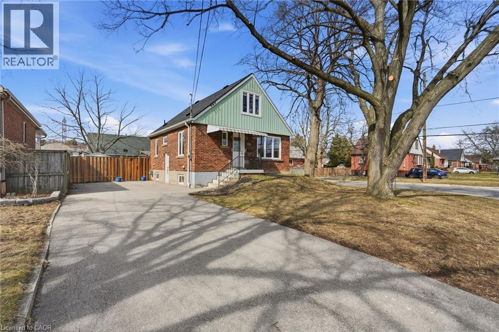 176 Charlotte Street, Hamilton, Ontario  L8K 4V6 - Photo 2 - 40811211