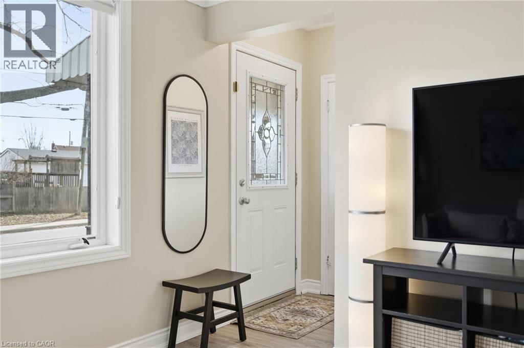 176 Charlotte Street, Hamilton, Ontario  L8K 4V6 - Photo 9 - 40811211