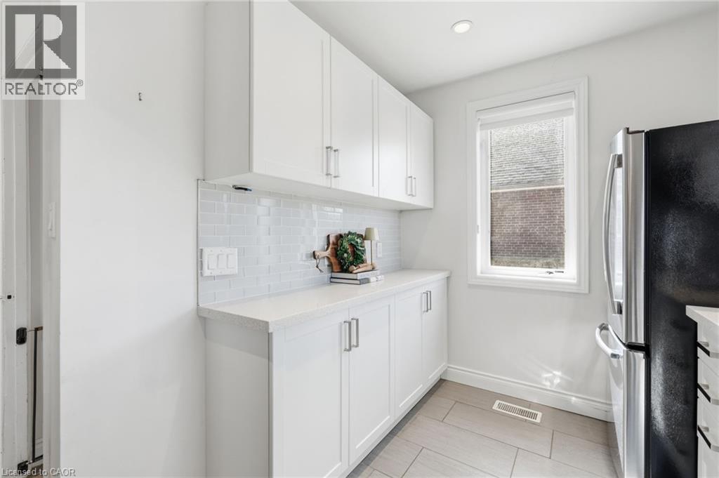 176 Charlotte Street, Hamilton, Ontario  L8K 4V6 - Photo 18 - 40811211