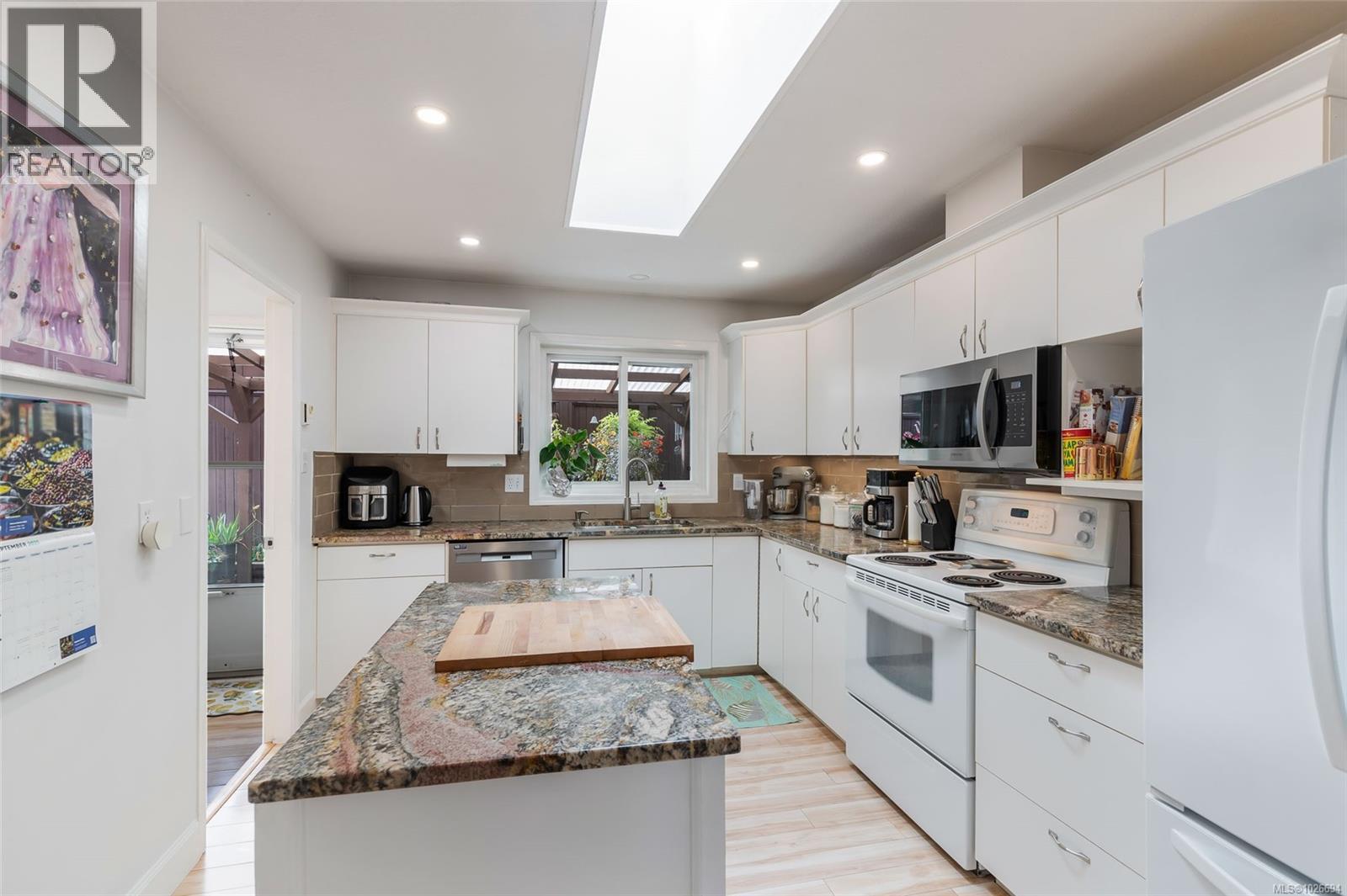 697 Woodburn St, Parksville, British Columbia  V9P 2M1 - Photo 13 - 1026694