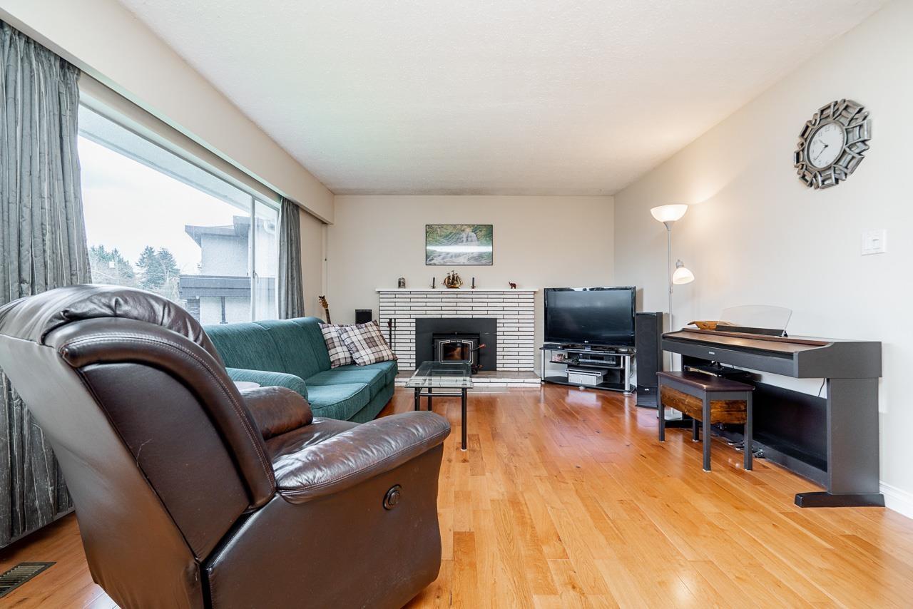 12448 97b Street, Surrey, British Columbia  V3V 2H8 - Photo 6 - R3097904