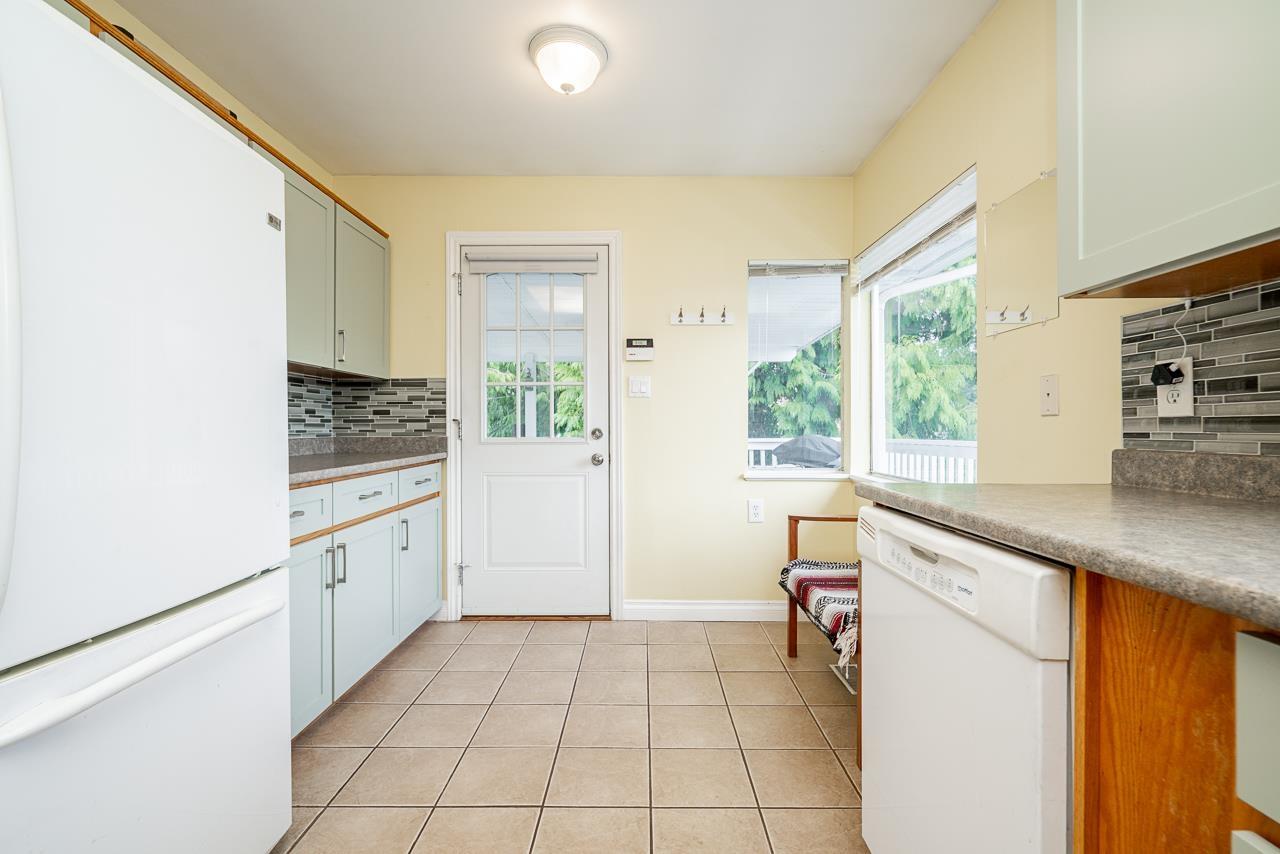 12448 97b Street, Surrey, British Columbia  V3V 2H8 - Photo 10 - R3097904