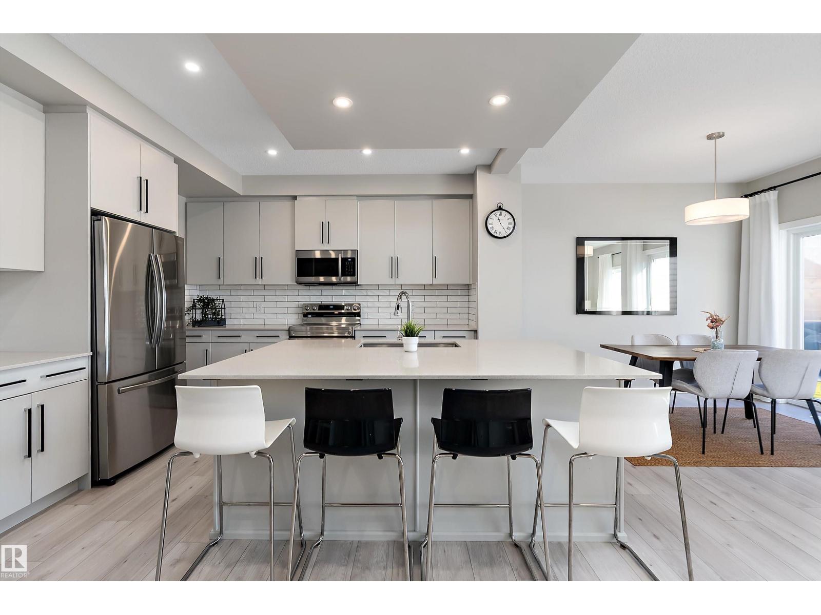 197 Larch Cr, Leduc, Alberta  T9E 1N2 - Photo 4 - E4477016