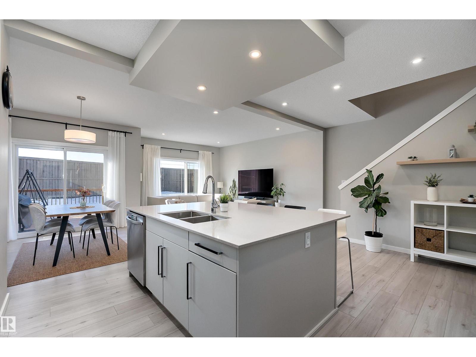 197 Larch Cr, Leduc, Alberta  T9E 1N2 - Photo 6 - E4477016