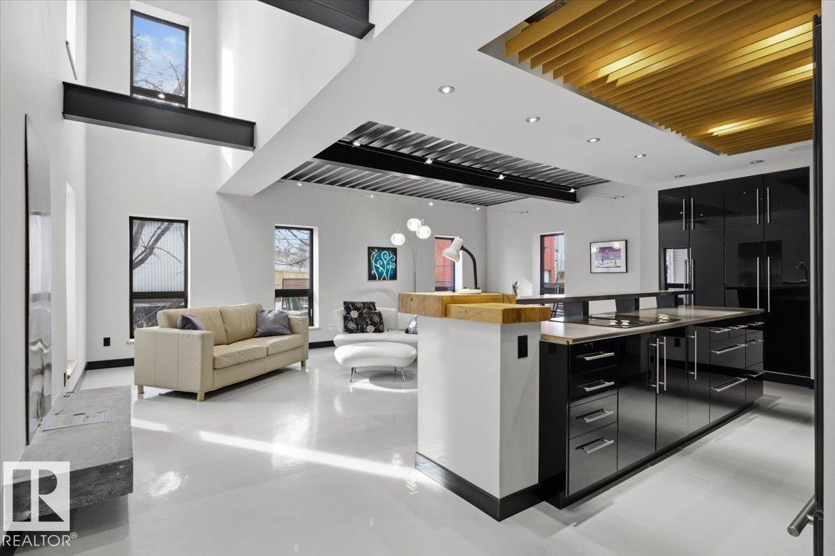 8709 92a Av Nw, Edmonton, Alberta  T6C 4G6 - Photo 24 - E4477017