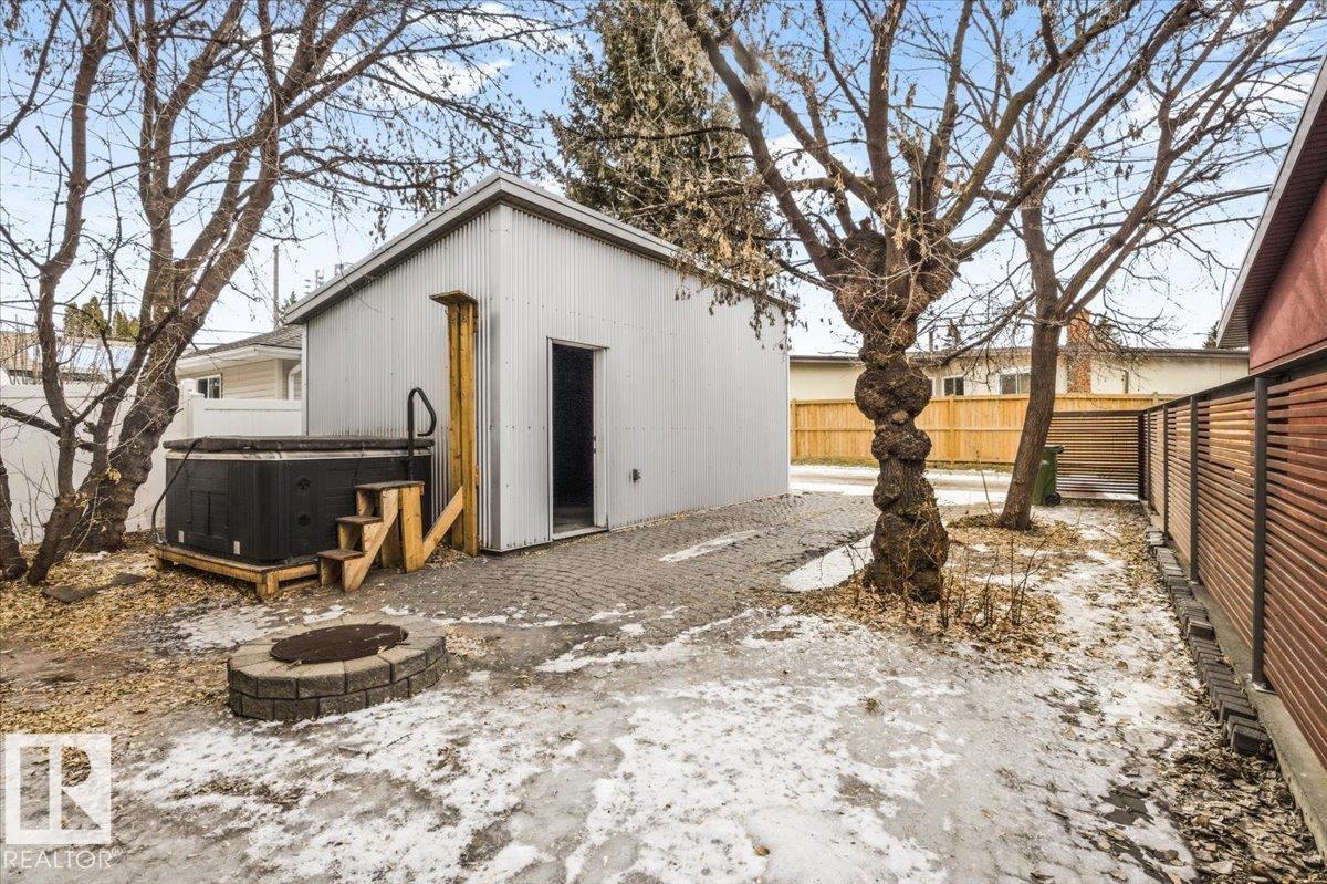 8709 92a Av Nw, Edmonton, Alberta  T6C 4G6 - Photo 28 - E4477017