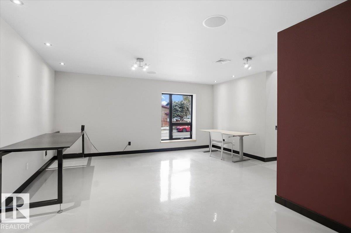 8709 92a Av Nw, Edmonton, Alberta  T6C 4G6 - Photo 8 - E4477017