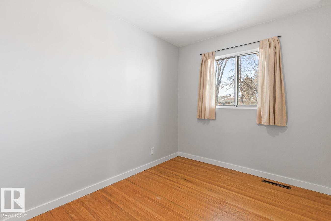 6511 98a St Nw, Edmonton, Alberta  T6E 3N1 - Photo 17 - E4477019