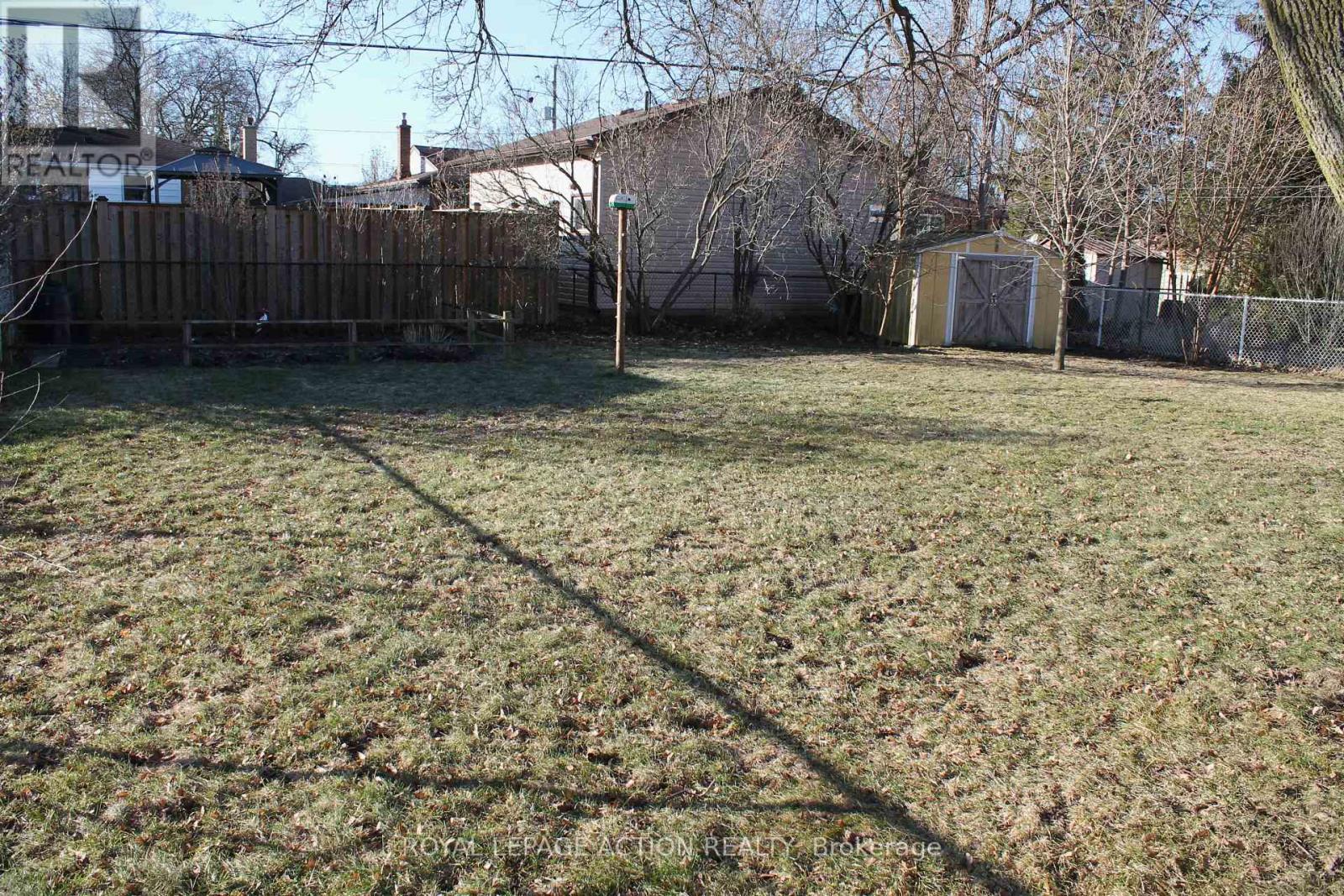 27 Collingdon Drive, Brantford, Ontario  N3S 3C9 - Photo 26 - X12865418