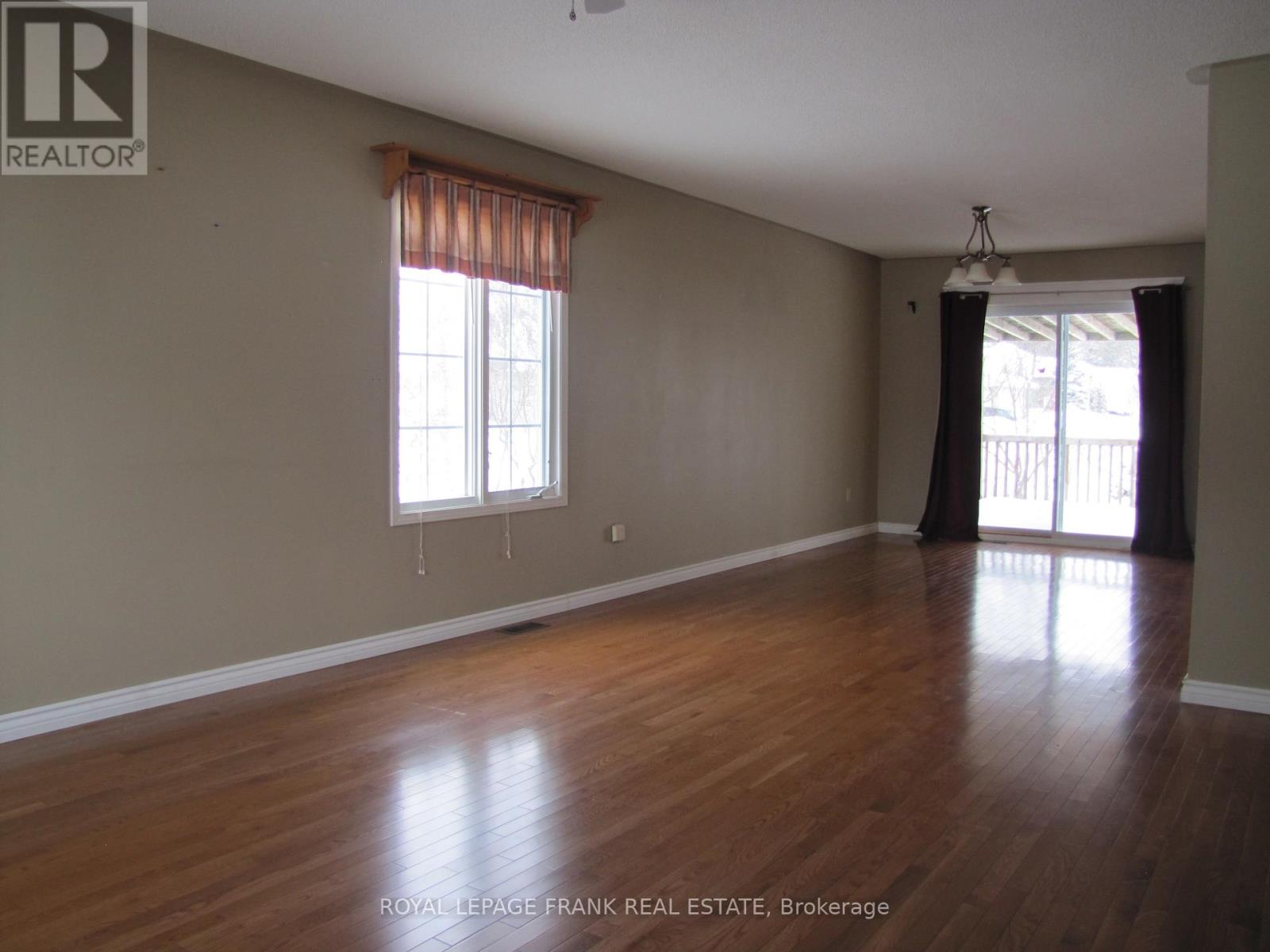 47 Cedartree Lane, Kawartha Lakes, Ontario  K0M 1A0 - Photo 5 - X12796862