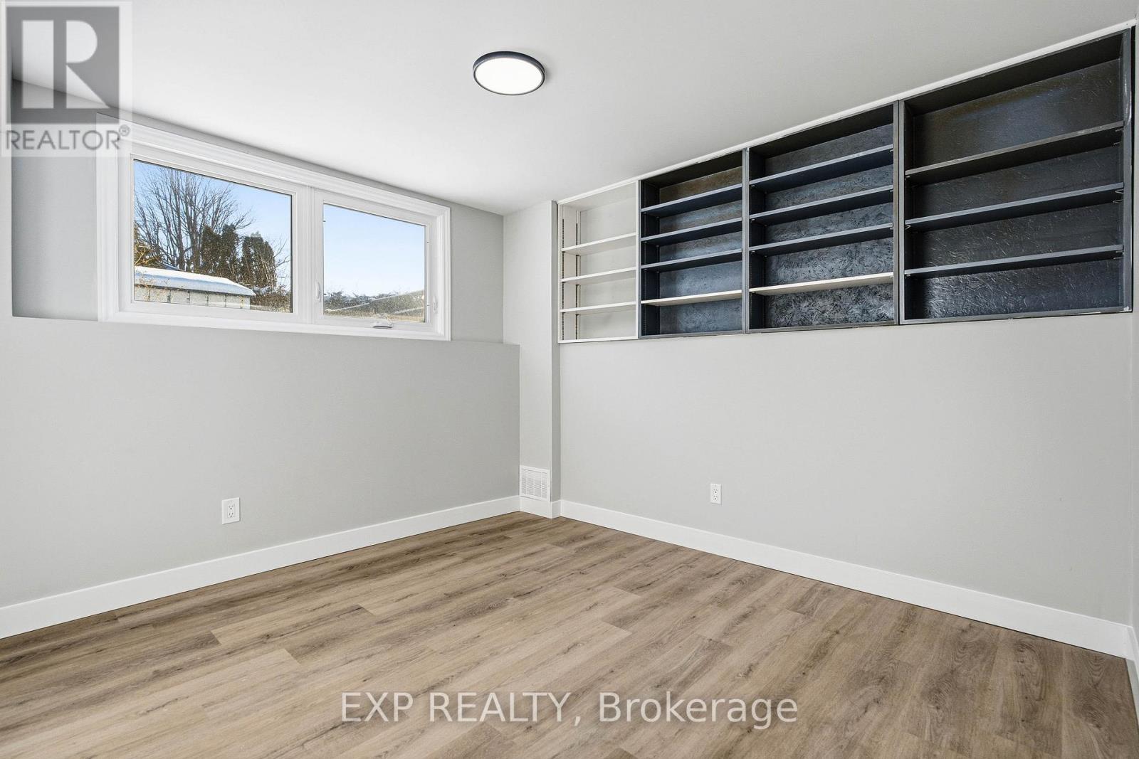 2158 Fillmore Crescent, Ottawa, Ontario  K1J 6A4 - Photo 28 - X12765344