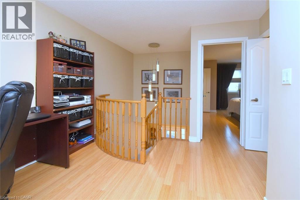 2229 Walkers Line Unit# 9, Burlington, Ontario  L7M 4X4 - Photo 21 - 40810333