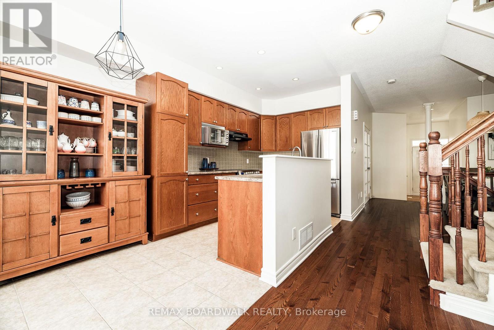 29 Madelon Drive, Ottawa, Ontario  K2J 5C7 - Photo 11 - X12870718