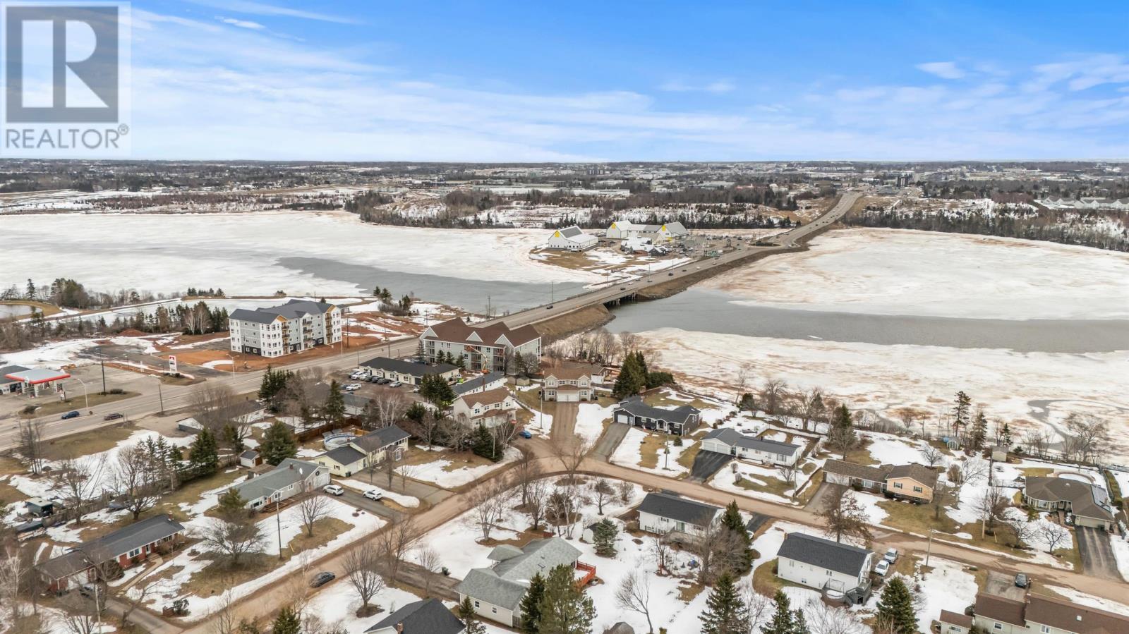 65 Mackinley Crescent, Cornwall, Prince Edward Island  C0A 1H8 - Photo 2 - 202604418