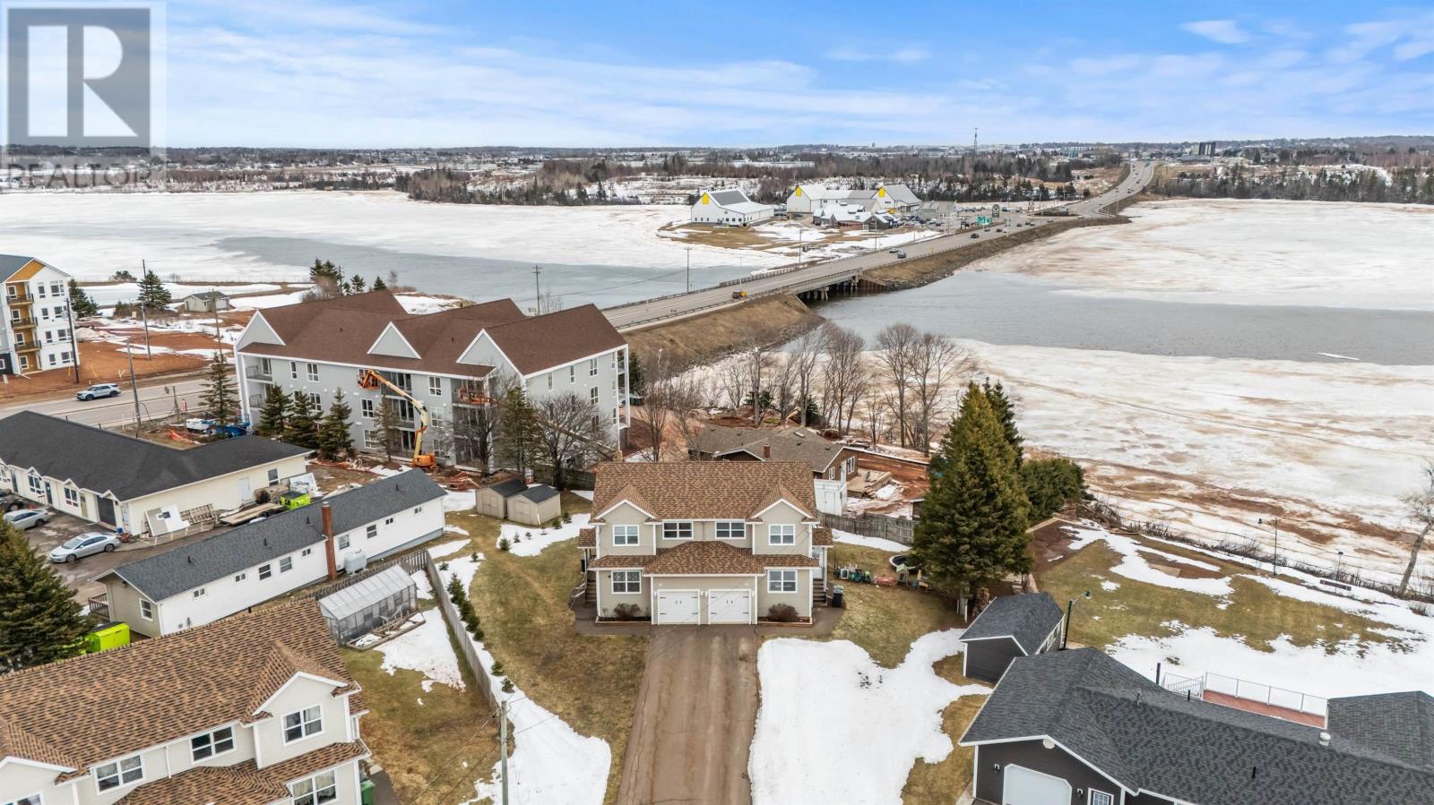 65 Mackinley Crescent, Cornwall, Prince Edward Island  C0A 1H8 - Photo 3 - 202604418