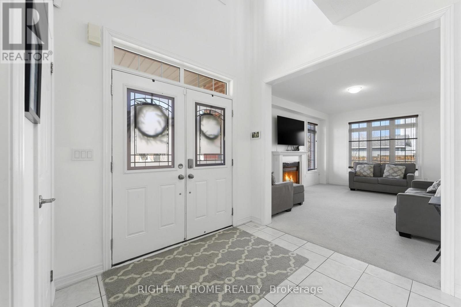 156 Mcdonald Crescent, Clarington (Newcastle), Ontario  L1B 1G9 - Photo 8 - E12873442