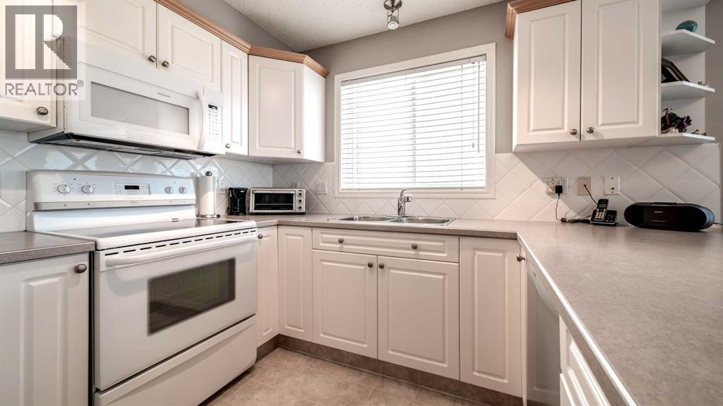 2206, 7451 Springbank Boulevard Sw, Calgary, Alberta  T3H 4K5 - Photo 8 - A2289221