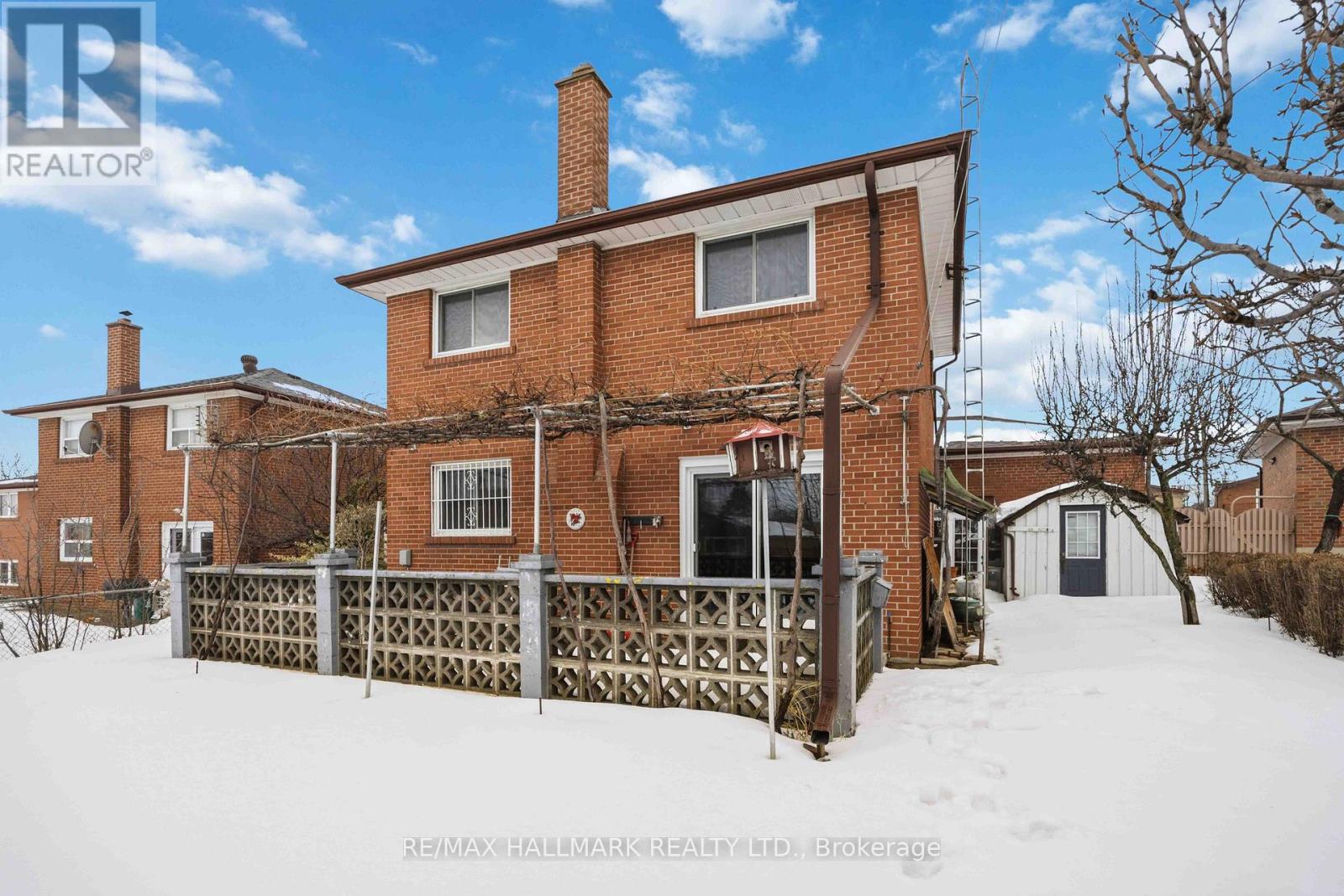 47 Paulvale Crescent, Toronto (York University Heights), Ontario  M3J 1K4 - Photo 34 - W12815240