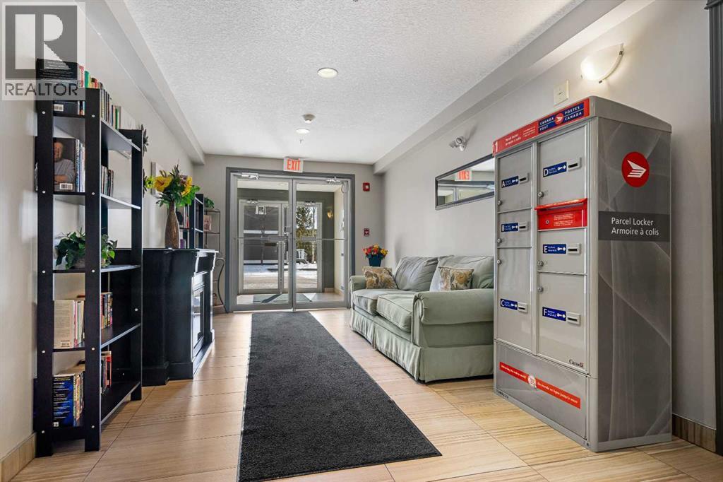 202, 304 Cranberry Park Se, Calgary, Alberta  T3M 1W2 - Photo 4 - A2292497