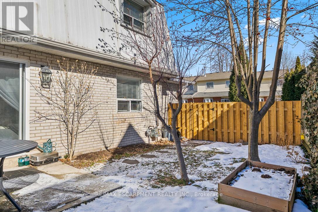 5 - 469 Claridge Road, Burlington (Roseland), Ontario  L7N 2S1 - Photo 30 - W12836216