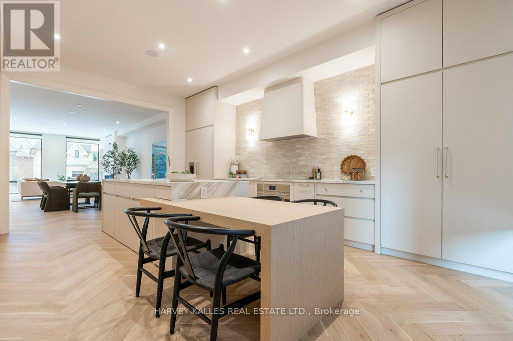 36 Evergreen Gardens, Toronto (Leaside), Ontario  M4G 1C5 - Photo 21 - C12875206