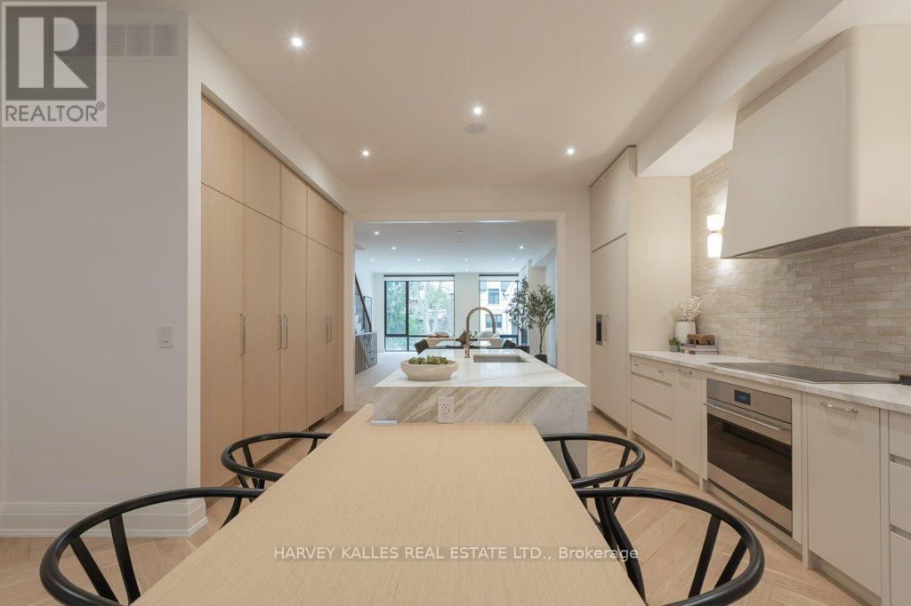 36 Evergreen Gardens, Toronto (Leaside), Ontario  M4G 1C5 - Photo 22 - C12875206