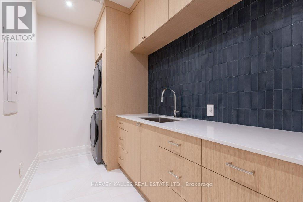 36 Evergreen Gardens, Toronto (Leaside), Ontario  M4G 1C5 - Photo 28 - C12875206