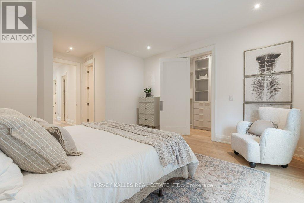 36 Evergreen Gardens, Toronto (Leaside), Ontario  M4G 1C5 - Photo 38 - C12875206