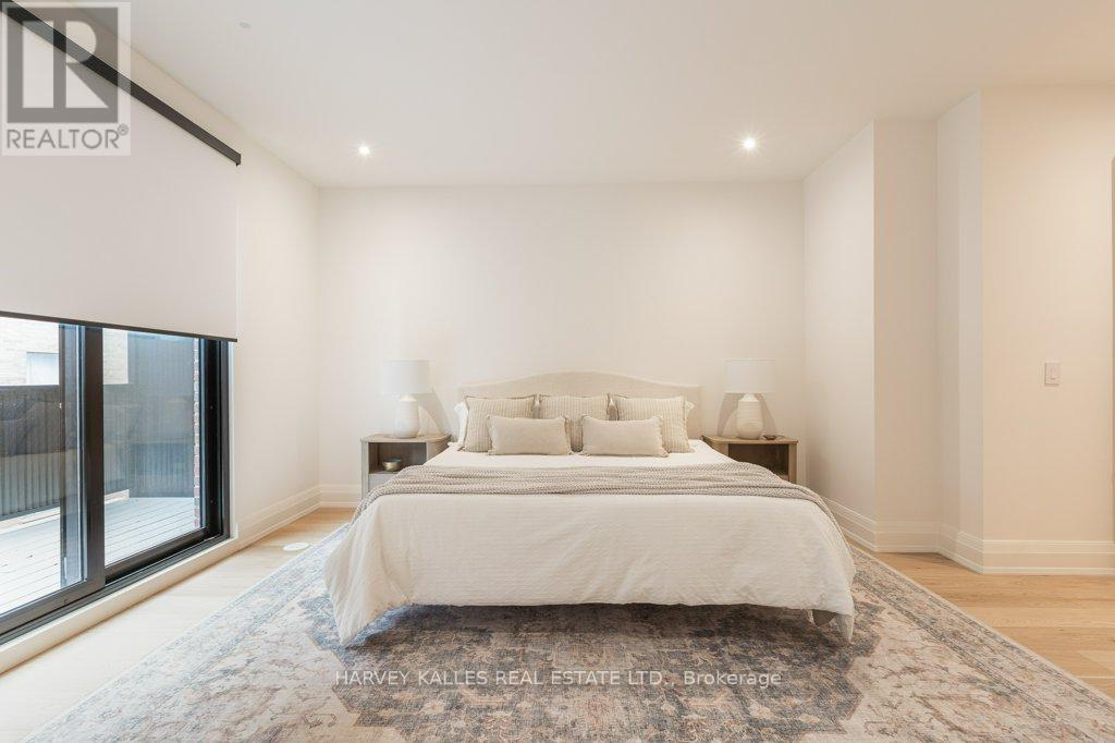 36 Evergreen Gardens, Toronto (Leaside), Ontario  M4G 1C5 - Photo 39 - C12875206