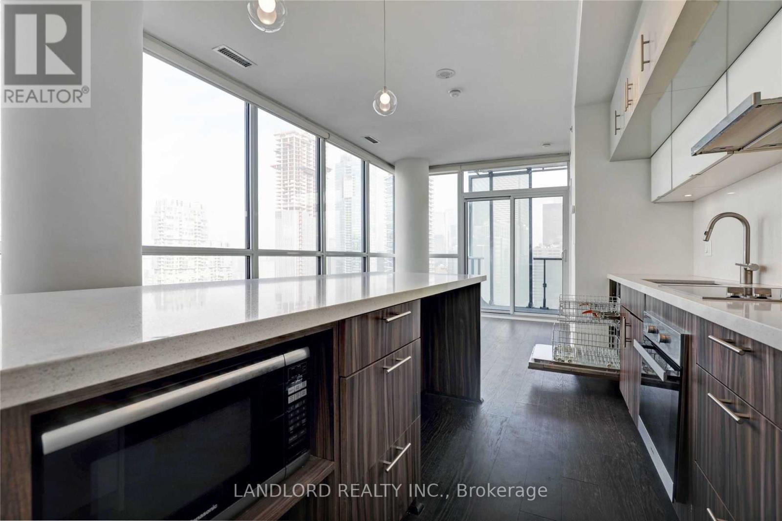 3002 - 8 Mercer Street, Toronto, Ontario  M5V 0C4 - Photo 4 - C12875222