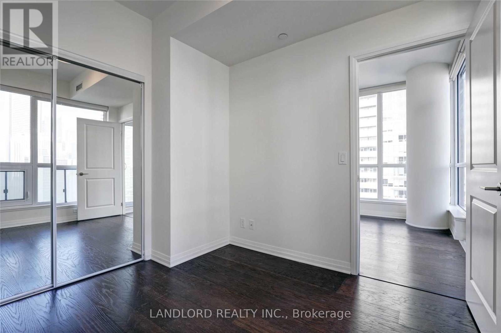 3002 - 8 Mercer Street, Toronto, Ontario  M5V 0C4 - Photo 8 - C12875222